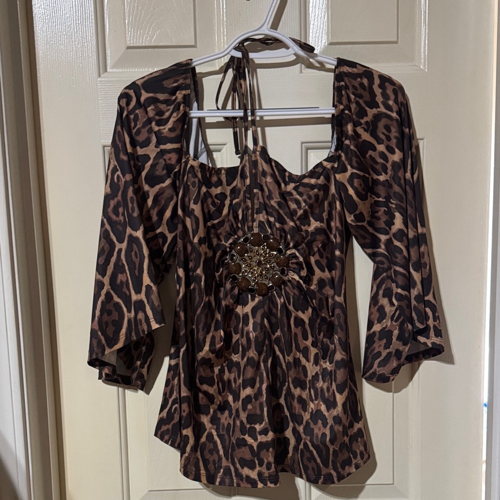 VENUS Brown Leopard Print Blouse. New without tags.